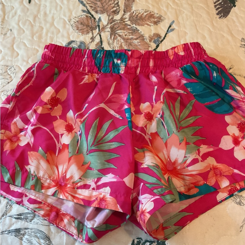 Girls old navy active shorts tropical